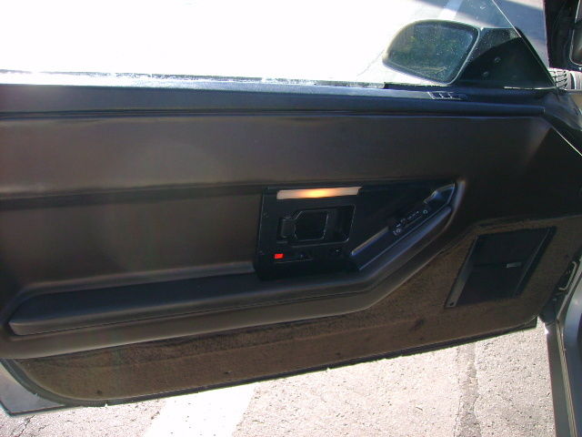 1987 Silver Chevrolet Corvette Coupe