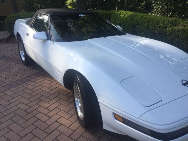 1994 White Chevrolet Corvette Convertible
