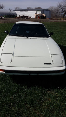 1981 White Mazda RX-7 Coupe