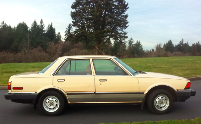 1983 Beige Honda Accord Sedan