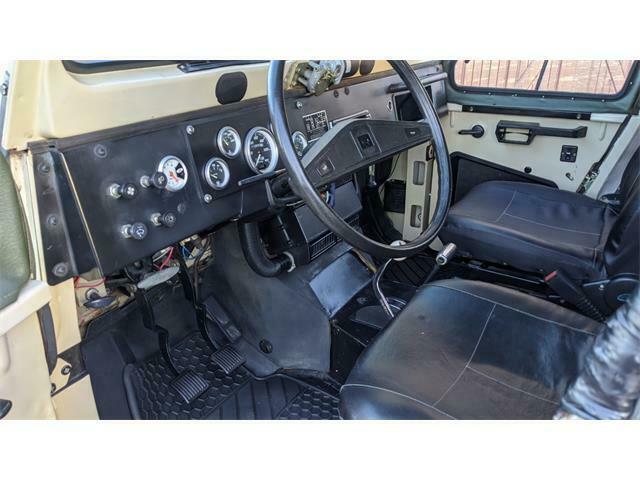 1976 Tan Ford Bronco