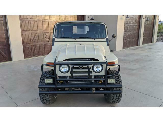 1976 Tan Ford Bronco