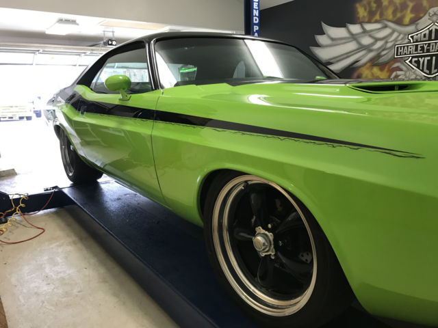 1973 GREEN/BLACK Dodge Challenger Hardtop