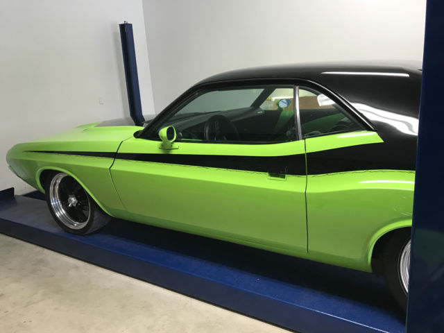 1973 GREEN/BLACK Dodge Challenger Hardtop