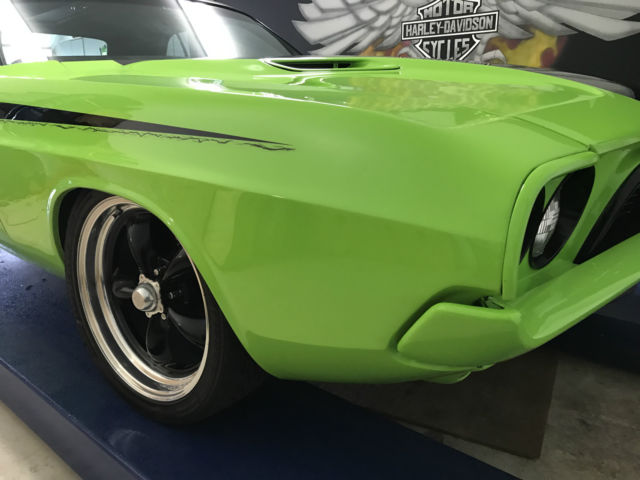 1973 GREEN/BLACK Dodge Challenger Hardtop