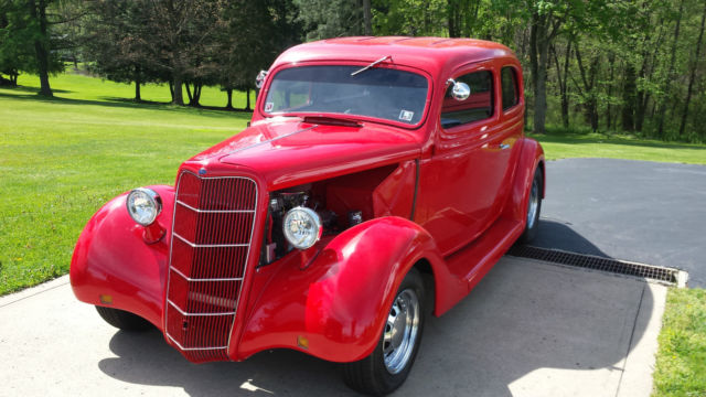 1935 Ford STREETROD