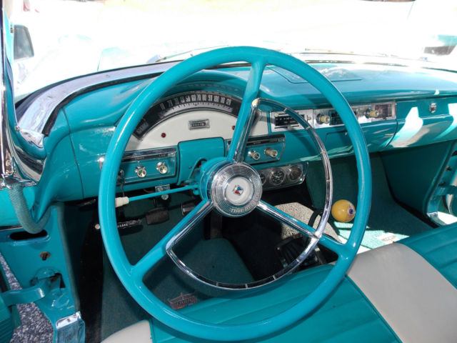 1957 Ford Fairlane