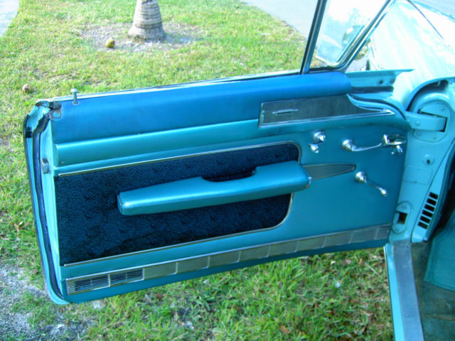 1958 28-29 Turquoise Lower Peacock Upper Cadillac DeVille