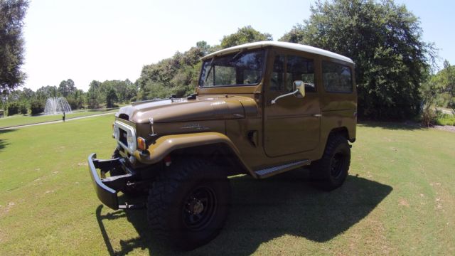 1967 Brown Toyota Land Cruiser Convertible