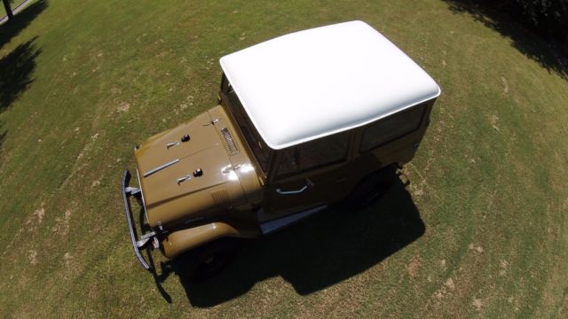 1967 Brown Toyota Land Cruiser Convertible