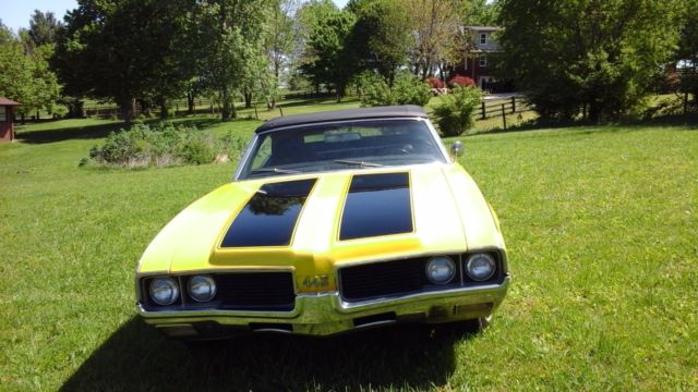 1969 Yellow Oldsmobile 442 Convertible