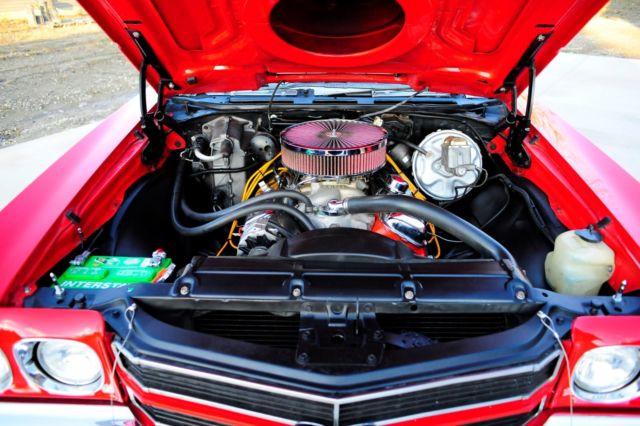 1970 Red Chevrolet Chevelle Coupe