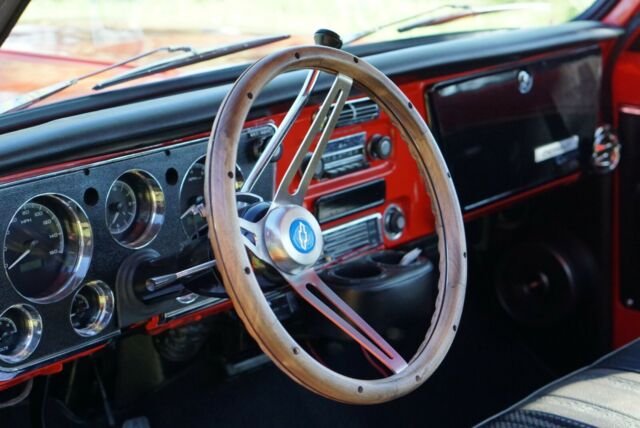 1970 Orange Chevrolet C-10