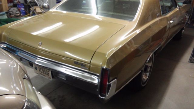 1970 Gold Chevrolet Monte Carlo Coupe