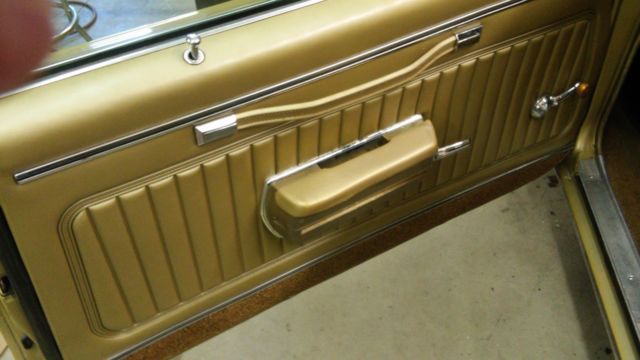 1970 Gold Chevrolet Monte Carlo Coupe