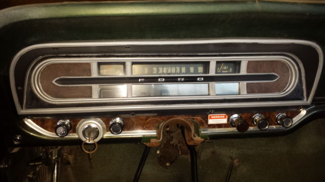 1971 Green Ford F-100 Standard Cab Pickup