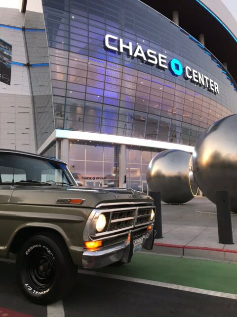 1971 Green Ford F-100 Pick Up