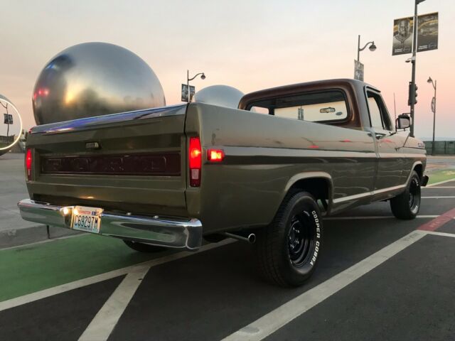 1971 Green Ford F-100 Pick Up