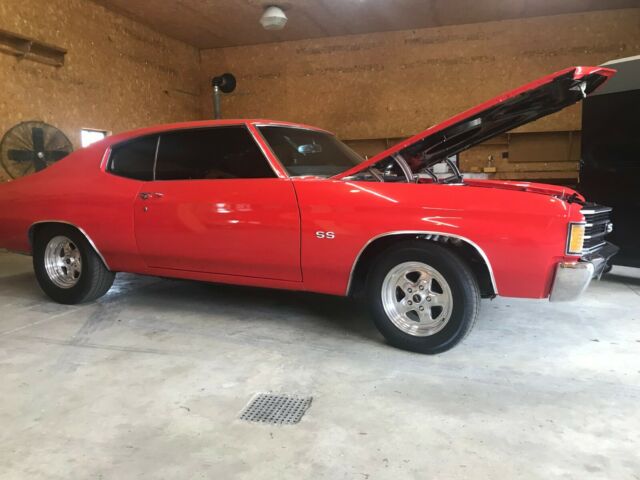1972 Red Chevrolet Chevelle