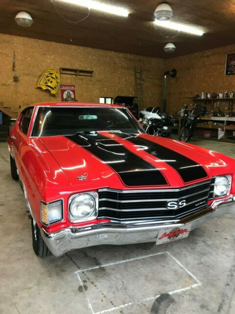 1972 Red Chevrolet Chevelle