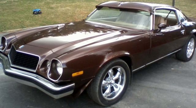 1974 copper brown Chevrolet Camaro Coupe
