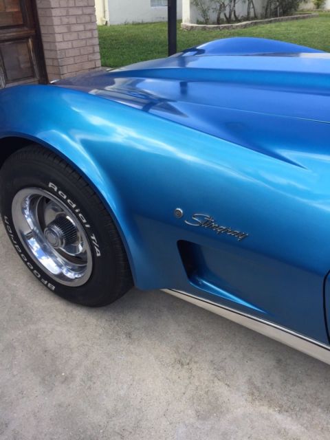 1976 Blue Chevrolet Corvette T-TOP
