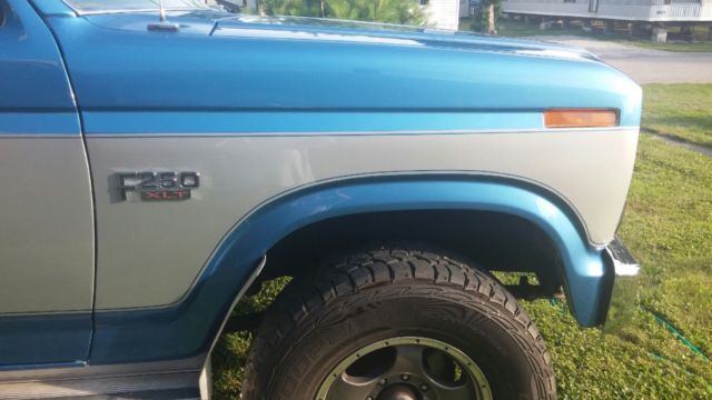 1985 Blue Ford F-250 Crew Cab Pickup