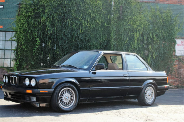 1988 Black BMW 3-Series