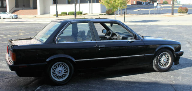 1988 Black BMW 3-Series