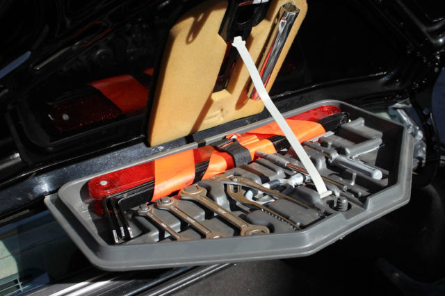 1988 Black BMW 3-Series