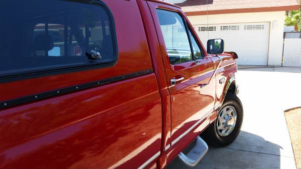1992 Red Ford F-250