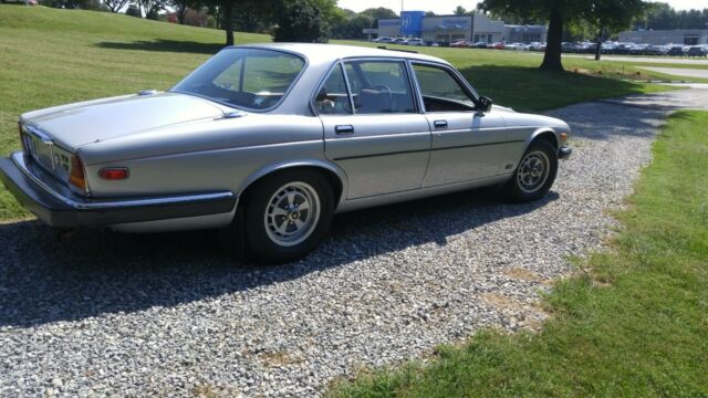 1982 Silver Jaguar XJ6 Sedan