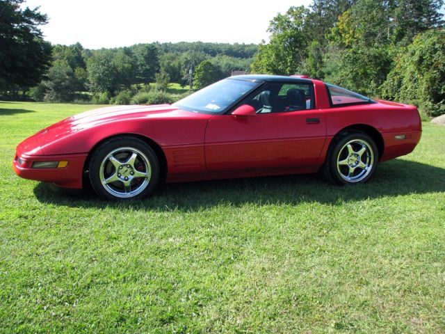 1991 Red Chevrolet Corvette Coupe
