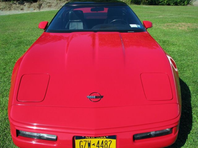 1991 Red Chevrolet Corvette Coupe