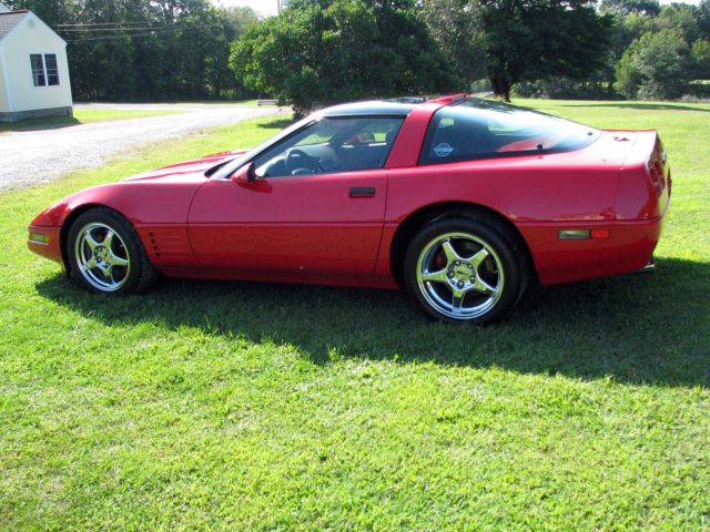 1991 Red Chevrolet Corvette Coupe