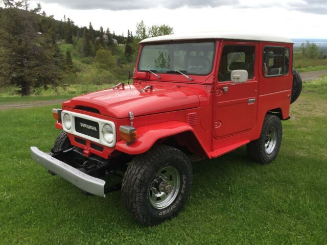 1979 Red Toyota Land Cruiser SUV