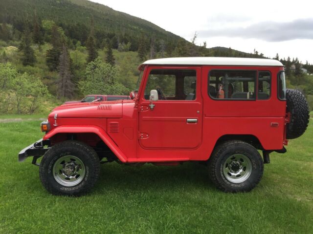 1979 Red Toyota Land Cruiser SUV