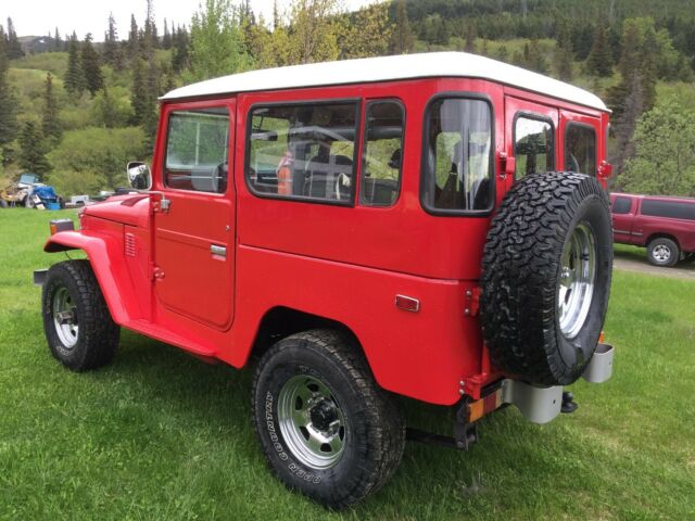 1979 Red Toyota Land Cruiser SUV