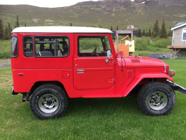 1979 Red Toyota Land Cruiser SUV