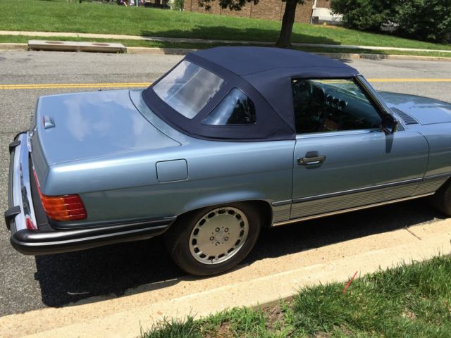 1988 Blue Mercedes-Benz SL-Class Convertible