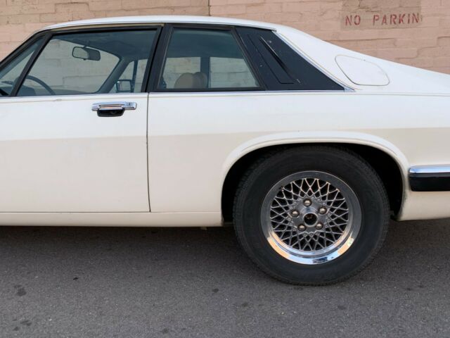 1986 White Jaguar XJS Coupe