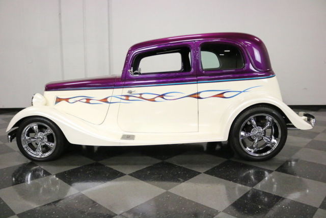 1933 Purple Ford Vicky Sedan