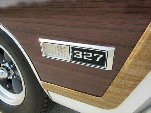 1968 White Chevrolet Caprice Station Wagon