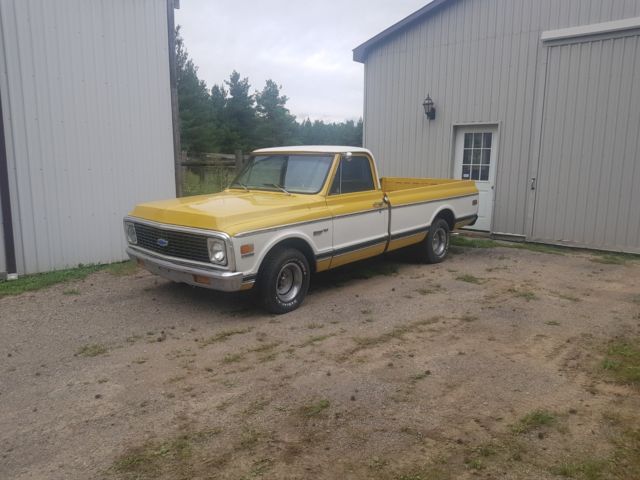 1972 white and yellow Chevrolet Other Pickups 2 door