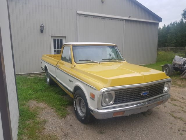 1972 white and yellow Chevrolet Other Pickups 2 door