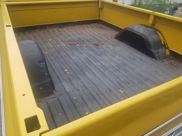 1972 white and yellow Chevrolet Other Pickups 2 door