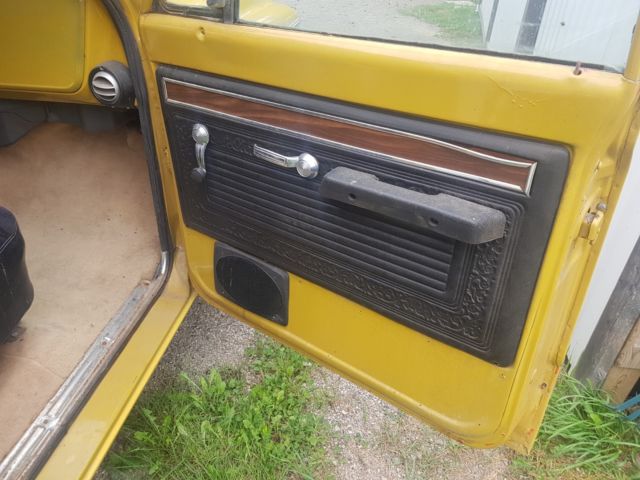 1972 white and yellow Chevrolet Other Pickups 2 door