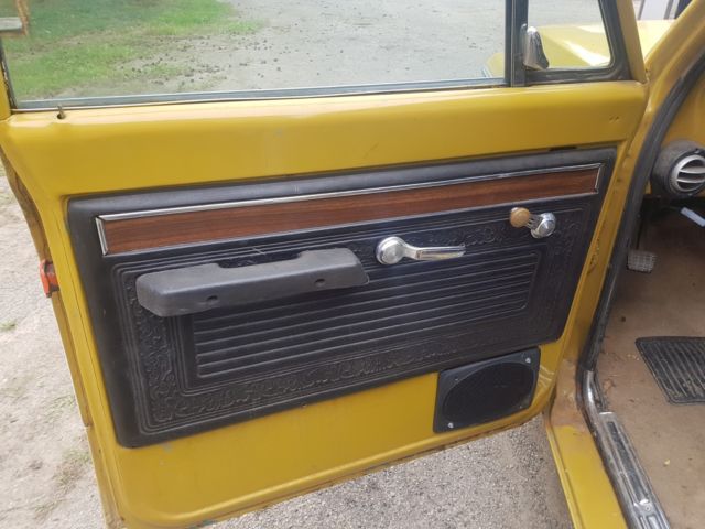 1972 white and yellow Chevrolet Other Pickups 2 door