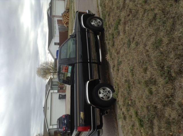 1994 Black Chevrolet Silverado 1500 Standard Cab Pickup