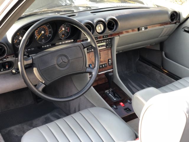 1988 Gray Mercedes-Benz SL-Class Convertible